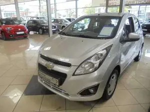 Chevrolet Spark 1.0 LS A/C 'Klima, el. Fensterheber' Bild 2