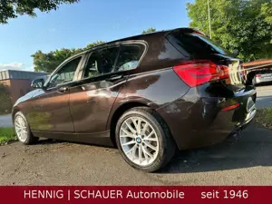 BMW 120 d Sport Line | Navi | Leder | Glasdach | LED Bild 4