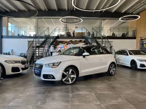 Audi A1 ambition *NAVI*PDC*SZHZ*KLIMA*SPORTFAHRWERK*