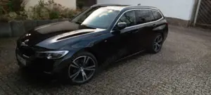 BMW 320 320i Touring M Sport AHK Pano Leder Headup