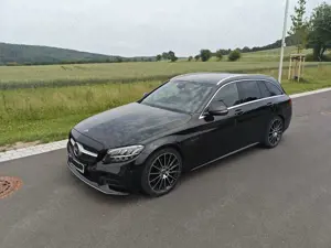 Mercedes-Benz C 300 C 300 e T 9G-TRONIC AMG Line
