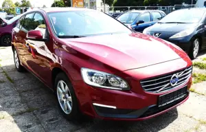 Volvo V60 Kombi Kinetic Alu,Klimaaut.,PDC,Eu5 Bild 4