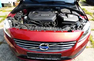 Volvo V60 Kombi Kinetic Alu,Klimaaut.,PDC,Eu5 Bild 3