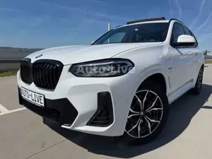 BMW X3 xDrive 30e SAG*M PAKET*VIRTU*PANO*NAVI*AHK!