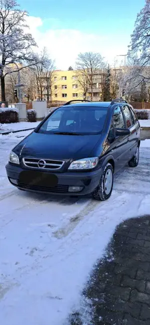 Opel Zafira 1.8 Edition