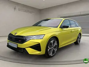 Skoda Octavia Octavia Combi 2.0 TSI RS DSG*DCC*HUD*SHZ 4x*bWSS