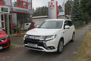 Mitsubishi Outlander Outlander Plug-in Hybrid TOP 2,4 4WD MMCS,AHK,WR