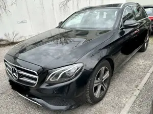 Mercedes-Benz E 220 d T 9G-TRONIC