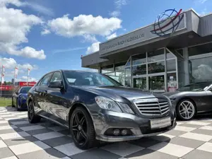 Mercedes-Benz E 200 CGI BlueEfficiency -Automatik