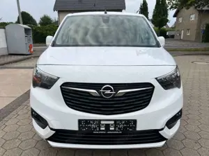 Opel Combo Life TURBO/EDITION/7.SITZER/NAVI/GARANTI