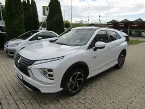 Mitsubishi Eclipse Cross PHEV Top 2.4 MIVEC 4WD NAVI AHK LED PANORAMA ACC S Bild 2