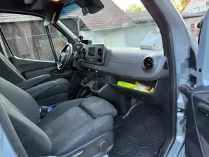 Mercedes-Benz Sprinter 319 CDI Sprinter Kompakt HA 7G-TRONIC Plus Bild 5