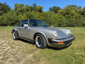 Porsche 911 Targa
