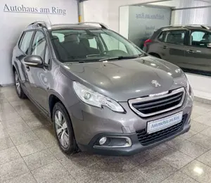 Peugeot 2008 Active Klima Navi PDC AHK Scheckheftgepfl!