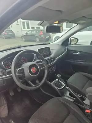 Fiat Tipo Tipo 1.6 MultiJet Lounge Bild 5