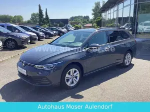 Volkswagen Golf VIII Variant 2.0 TDI DSG Life/ACC/Navi/Pano