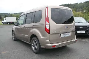 Ford Tourneo Connect Titanium+SHZ+KLIMA+SYNC+RFK+DAB+ Bild 4
