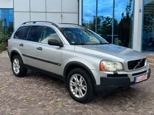Volvo XC90 D5 Kinetic 136 Kw Klima Xenon Kam 4x4