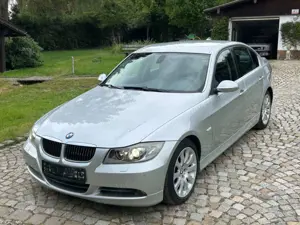 BMW 330 BMW E90 Lim. 330d xDrive,134tkm,2Hand