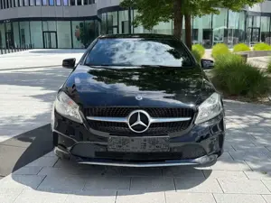 Mercedes-Benz A 180 NAVI*KLIMA*PDC*SHZ*TEMPO*LEDER*SPORTSITZE Bild 2