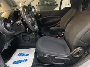 smart forTwo passion*AUTOMATIK*NAVI*SITZHZG Bild 5