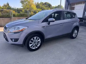 Ford Kuga 2,0TDCI 4x4 Champions Edition NAVI ALU PDC