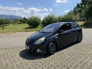 Opel Corsa 1.6 Turbo OPC Nürburgring Edition