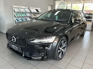 Volvo V60 T6 R Design AWD 1.Hand|Pano|Kamera|Garantie Bild 1
