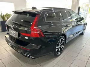 Volvo V60 T6 R Design AWD 1.Hand|Pano|Kamera|Garantie Bild 3
