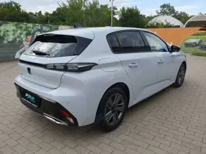 Peugeot 308 Allure 130 HDI EAT8 SHZ 360°K. WINTER-PAKET Bild 5