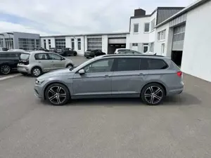 Volkswagen Passat Variant 1.5 TSI DSG R-Line Optik 155€ m. 20% Anzahlung A Bild 2