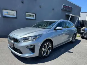 Kia Ceed SW / cee'd SW Spirit LED DAB NAVI AHK 8-fach