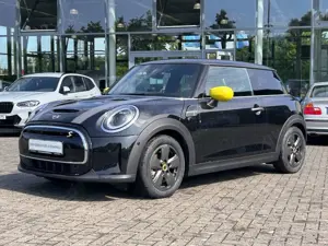 MINI Cooper SE Electric Trim / Glasdach / Leder / Head-Up Display