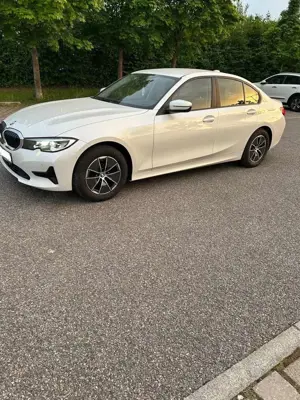 BMW 318 318d Aut.Head-Up,DAB,LED,ACC,KAM 360°