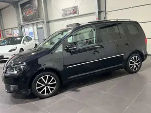 Volkswagen Touran 1.4 TSi **Navi*SHZ*AHK*Temp*Panorama** Bild 2