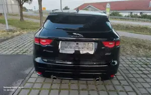 Jaguar F-Pace F-PACE R-Sport AWD Bild 3