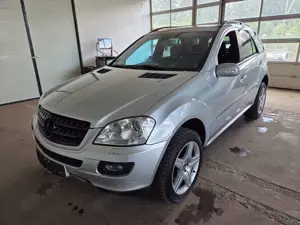 Mercedes-Benz ML 320 ML 320 CDI 4matic Xenon"Navi"Ahk"S-dach Amg-Rad