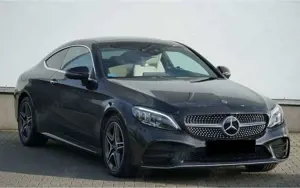 Mercedes-Benz C 300 C-Klasse Coupe Diesel d Coupe 9G-TRONIC AMG Line