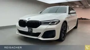 BMW 530 e A xDrive Tou LCProf,ad,LED,AHK,HUD,Pano