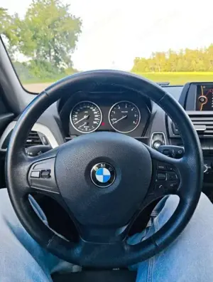 BMW 114 114d Bild 5