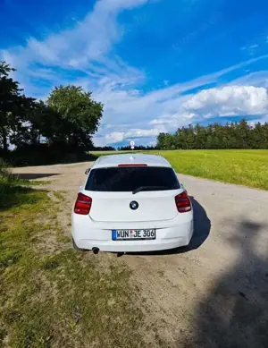 BMW 114 114d Bild 3