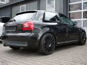 Audi S3 S3 1.8 T quattro Bild 2