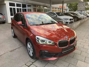 BMW 218 d Active Tour xDr Sport Line+Navi/LED/Kamera/SHZ+