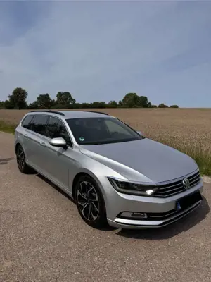 Volkswagen Passat Variant 2.0 TDI SCR DSG Comfortline R-Line
