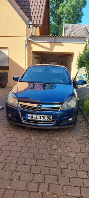 Opel Astra 1.8 Sport