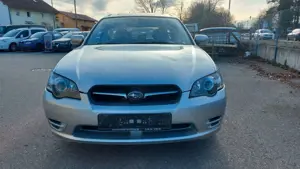 Subaru Legacy Kombi 2.0i Benzin 4x4 4wd Panorama Bild 2