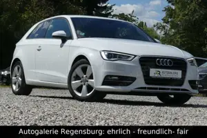 Audi A3 1.4 TFSI *SPORT*XENON*SITZHZ*PDC*SEHR SAUBER* Bild 2