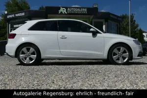 Audi A3 1.4 TFSI *SPORT*XENON*SITZHZ*PDC*SEHR SAUBER* Bild 4