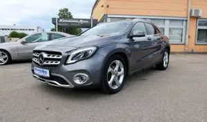 Mercedes-Benz GLA 200 CDI/URBAN/360°Kamera/AHK/NAVI