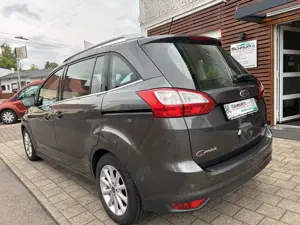 Ford Grand C-Max Titanium 7Sitze*KAau*Navi*LHZ*SHZ*KeyLess*